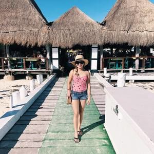 Meet your Posher, Camille